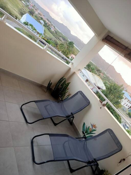 A 10Min De La Plage, Agreable Appartement Lumineux Le Robert Luaran gambar