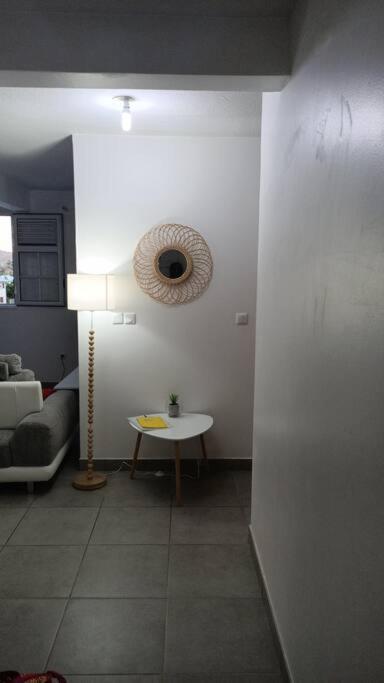 A 10Min De La Plage, Agreable Appartement Lumineux Le Robert Luaran gambar