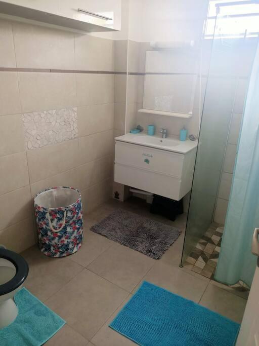 A 10Min De La Plage, Agreable Appartement Lumineux Le Robert Luaran gambar